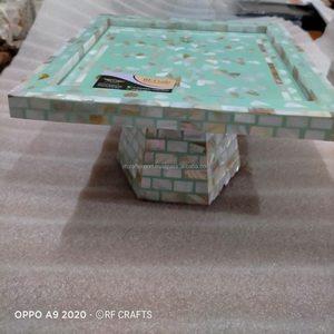 Base para Pastel de Lujo Ecológica de Madreperla con Tamaño Personalizado y Tapa de Acrílico para Decoradores de Pasteles y Postres - Product Image 5