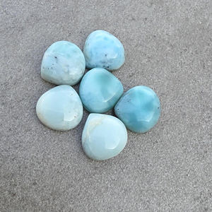 ลาริมาร์ธรรมชาติทรงหัวใจขัดเงา คาโบชอง หินมีค่าขนาดมาตรฐาน สำหรับขายส่ง อุปกรณ์ทำเครื่องประดับ - Product Image 3