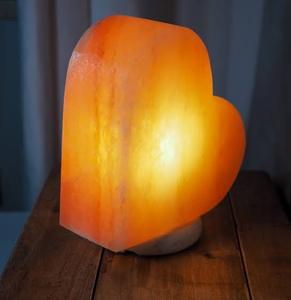 Lámpara de Sal Rosa del Himalaya Tallada a Mano en Forma de Corazón, Luz de Roca de Cristal Natural, Venta al Por Mayor - Product Image 4