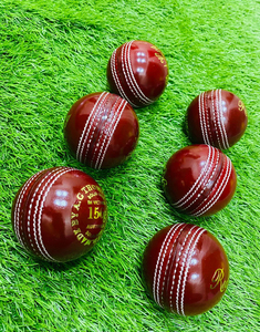 Balle de cricket en cuir rouge Red King 156g, 2 pièces, balle de match et d'entraînement, balle de cricket dure et durable, pratique professionnelle, vente en gros - Product Image 4