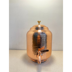 Distributeur d'eau en cuivre artisanal de qualité supérieure, design martelé traditionnel, réservoir de stockage avec couvercle pour la maison, le bureau et l'hôtel - Product Image 1