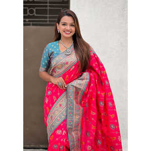 Elite Weaves Pink Soft Silk Zari Woven Patola Leheriya Saree with Contrast Weaves 700g for <b>Club</b> <b>Dress</b>-Up - Product Image 2