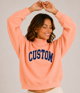 Sudadera Oversize de Cuello Alto para Mujer con Logotipo Personalizado, 100% Algodón, Hombros Caídos, Estilo Casual y Urbano - Product Image 5