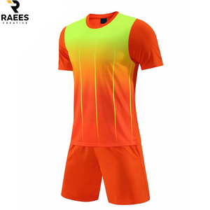 Service OEM, fabrication au Pakistan, uniformes de football de qualité supérieure, en stock, uniformes de football disponibles - Product Image 2