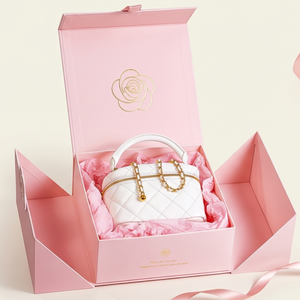 Boîte cadeau en papier conçue avec un matériau durable et une finition élégante, idéale pour l'emballage de cadeaux et la présentation de produits - Product Image 1