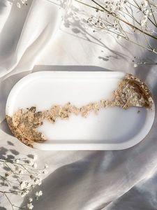 Stylish Resin Organizer <b>Tray</b> With Oval Shape For Modern Home Decoration And Storage Convenience - Product Image 6