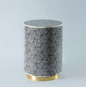 Table d'appoint décorative en fer forgé pour plantes de patio, sièges extérieurs, balcon, terrasse, véranda - Product Image 1