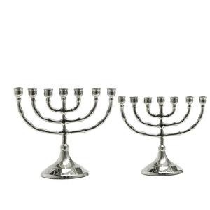 Soporte de vela de aluminio de 07 niveles, diseño de lujo para decoraciones del hogar, mesa, paz, precio al por mayor, soporte de calidad superior - Product Image 1