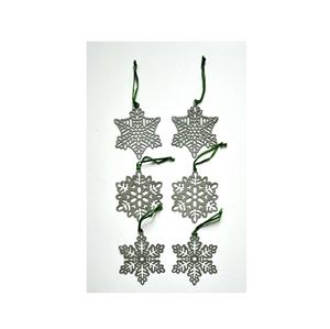 Adorno colgante de Navidad galvanizado rústico para decoración del hogar con tema de vacaciones de granja encantador - Product Image 1