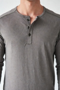 Chemise formelle à manches longues pour homme, couleur noire unie, coupe ajustée, tenue de bureau professionnelle - Product Image 6