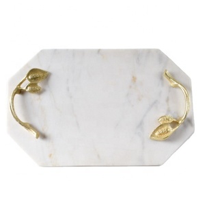 Plateau rectangulaire en marbre créatif et polyvalent en métal, élégant pour servir et décorer n'importe quel espace, design moderne et multifonctionnel - Product Image 5