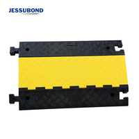 Protège-câble en caoutchouc jaune et noir, résistant à l'usure, rampe de protection pour câbles au sol, pour la gestion des câbles en entrepôt et atelier