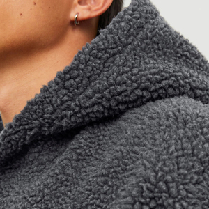 Sweat-shirt à capuche en molleton Sherpa surdimensionné pour homme, couleur unie, anti-boulochage, vêtement d'hiver décontracté, pull tricoté, coupe classique - Product Image 4