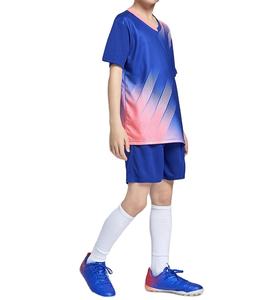 Kit de equipo de fútbol totalmente personalizado, camiseta y pantalones cortos de fútbol unisex transpirable antisudor, fabricante de uniformes personalizados de fútbol - Product Image 1