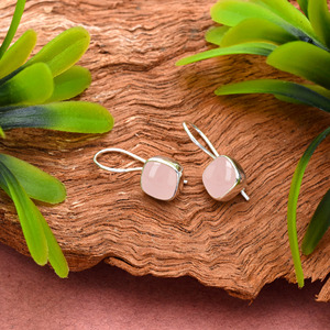 Boucles d'oreilles pendantes en argent sterling 925 avec calcédoine rose naturelle, faites à la main, fournisseur de bijoux en argent et pierres précieuses - Product Image 2