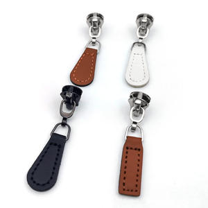 Nouvelle Arrivée OEM 2026 – Tête de Fermeture Éclair en Cuir Personnalisée en Gros pour Sac, Fabriquée par TRIOTAKE INDUSTRY - Product Image 4