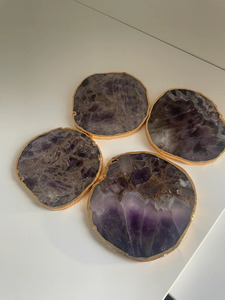 Sous-verre en pierre d'améthyste naturelle avec revêtement doré, sous-verre de luxe en pierres précieuses pour la décoration de la maison - Product Image 6