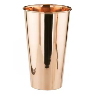 Verre à eau conique en cuivre à base lourde de 450 ml pour service de bar, cocktails et usage en restauration - Product Image 1