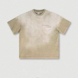 เสื้อยืดคอตตอนสีพื้นทรงโอเวอร์ไซส์สำหรับผู้ชาย แขนสั้น คอกลม สไตล์ลำลอง มีกระเป๋าหน้า ผ้าเจอร์ซีย์ถัก ไซส์พลัส - Product Image 5