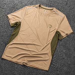T-shirt de performance pour pickleball Dravelle Industry, à séchage rapide, respirant, en polyester et élasthanne - Product Image 1