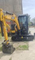 Excavatrice Sany SY35U 63 tonnes d'occasion de qualité supérieure |   Moteur OEM |   Seau de 0,12 mètre cube |   Pour les projets municipaux
