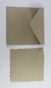Carte personnalisée avec bordure festonnée 250 g/m², avec enveloppe assortie, papier recyclé fait main à partir de fibres de coton - Product Image 3