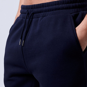 Pantalones Cortos Bermuda Azul Marino para Hombre, Cintura Media, Cierre de Botones, Color Sólido Informal, Tejido de Algodón Transpirable, Bolsillos, Logotipo Frontal con Estampado Brillante - Product Image 6