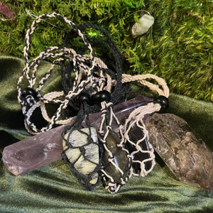 ชุดสร้อยคอหินมาคราเม่ทำมือสไตล์ชาติพันธุ์ เครื่องประดับคริสตัลบำบัดเสริมพลัง สร้อยคอหินธรรมชาติสไตล์โบโฮ - Product Image 1