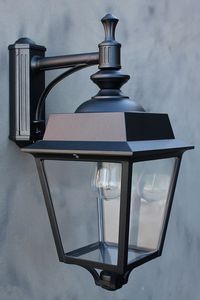 Lanterne traditionnelle en laiton avec finition en poudre blanche pour la décoration suspendue ou de table dans le jardin, lanternes au design nouveau - Product Image 2