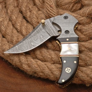 Damascus Steel Folding Pocket <b>Knife</b> - 7" Handmade Gift <b>Knife</b> with Horn & <b>Bone</b> <b>Handle</b> - Camping Pocket <b>Knife</b> - Product Image 4