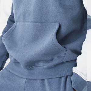 Sweat-shirt oversize idéal pour la salle de sport, en molleton 100% coton, effet délavé, pour homme. - Product Image 5