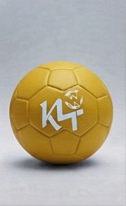 Balón de Fútbol Amarillo de PU con Logotipo K4, Equipo de Entrenamiento Resistente para Práctica de Artes Marciales, Uso Unisex en Exteriores - Product Image 6