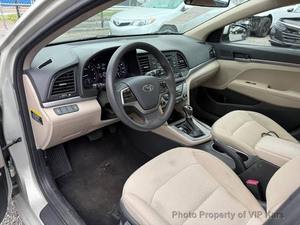 Auto Usado Confiable, Hyundai Elantra SE Sedán <span class=keywords><strong>2017</strong></span> (2.0L 4 cilindros 6A) - Product Image 3