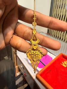 Tikli Maang Tikka en or massif 22 carats, bijou de front en or jaune véritable, accessoire de cheveux de mariée indienne, coiffe de mariage traditionnelle - Product Image 4