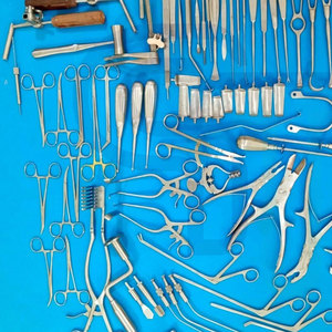 Juego Completo de Instrumentos Neuroquirúrgicos de Acero Inoxidable para Craniotomía Espinal, Calidad Alemana Premium, Certificado CE ISO - Product Image 1