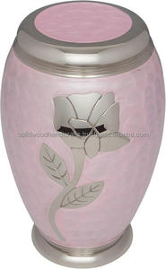 Urnas Funerarias Decorativas de Latón Hechas a Mano para Hombres y Mujeres - Product Image 5