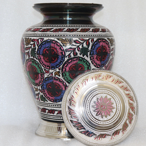 Urne de crémation/urne souvenir de style américain pour garder les cendres des enfants adultes ou des animaux de compagnie en toute sécurité de manière classique - Product Image 3