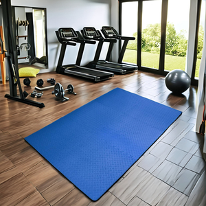 Tapis en mousse EVA durable certifié ASTM EN71 UKAS 60x60cm 10mm avec motif de feuille absorbant les chocs pour salle de sport et installations sportives - Product Image 1