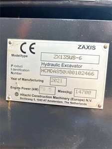 Excavadora de Cola Corta ZX135US-6 Usada en Buenas Condiciones para Proyectos de Infraestructura - Product Image 6