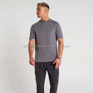 T-shirt unisexe vintage 100 % coton personnalisé en gros, coupe oversize, style streetwear décontracté pour hommes et femmes - Product Image 1