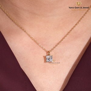 Colgante Clásico Solitario para Mujer con Diamante CVD Cultivado en Laboratorio, Corte Princesa, 2.00 Quilates, Oro Sólido de 14K, Claridad VVS2, Color D, Certificado IGI - Product Image 1