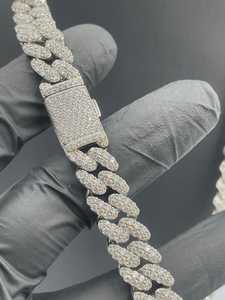 Cadena cubana de moissanita chapada en rodio de plata 925, collar de hip hop con incrustaciones, cadena llamativa y ostentosa, joyería de estilo de lujo - Product Image 2