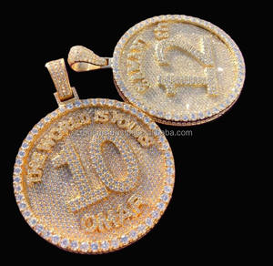 Colgante de Hip Hop de oro rosa para mujer cristiana personalizada con gemas RB IGI certificado totalmente helado VVS Moissanite bisel ajuste brillante - Product Image 1