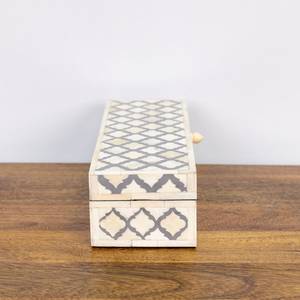 Boîte à bijoux rectangulaire en bois sculpté de designer, à un seul niveau, décorative pour table, écologique, avec incrustation d'os motif Fleur d'amour - Product Image 4