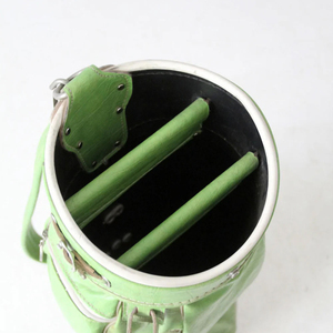 Sacs de golf en cuir imperméable pour hommes et femmes, de haute qualité, personnalisés, en toile vintage et en cuir vert. - Product Image 6