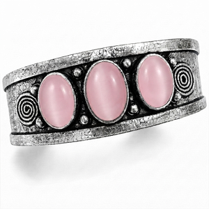 Brazalete Artesanal Vintage de Latón Chapado en Oro con Baño de Plata y Engaste Ovalado de Calcedonia Rosa Harmony Trio - Product Image 1