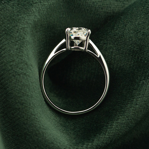 Anillo de Compromiso Clásico de Oro Sólido de 14K con Corte de Pera Cultivado en Laboratorio de 6x4mm |   Anillo Minimalista para Mujer con Certificación IGI |   Venta al por mayor - Product Image 4