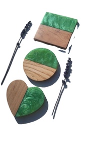 Ensemble de sous-verres en résine époxy super fait à la main Sous-verres de luxe en géode et agate Flocons d'or Fleurs séchées à paillettes Design élégant d'ange - Product Image 3