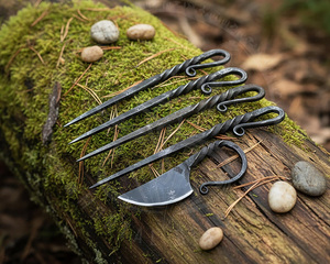 Nuevo Juego de Cuchillos y Brochetas Vikingas Forjadas con Mango de Hierro Trenzado y Funda de Cuero, Juego de Brochetas para Shish Kebab, Brochetas de Acero para Barbacoa - Product Image 5