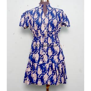 Robe Courte Femme 100% Coton Tricotée Col V Manches Courtes Taille Haute Coupe Évasée Imprimé Floral Numérique Lavable Respirante Idéale Bureau - Product Image 2